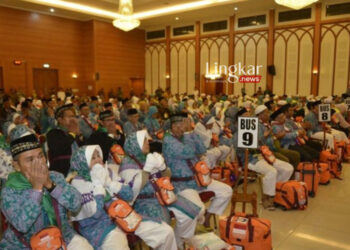Calon jamaah haji Indonesia saat menjalani pembekalan jelang keberangkatan ke tanah suci. (Ant/Lingkar.news)