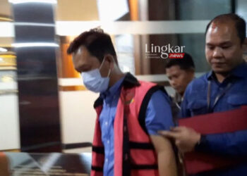 Tahan Banurea, Analis Muda di Dirjen Perdagangan Luar Negeri, Kementerian Perdagangan ditetapkan sebagai tersangka kasus korupsi impor baja, Kamis (19/05). (Ant/Lingkar.news)