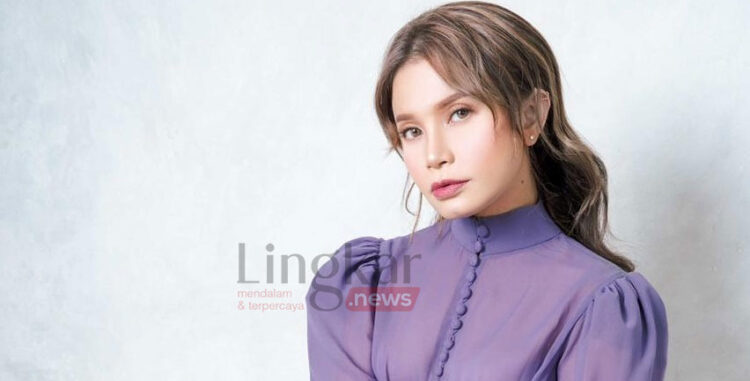 Rossa Bagikan Rahasia Bertahan di Industri Musik