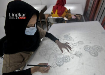 Lestarikan Budaya, Ribuan UMKM di Tasikmalaya Ikuti Pelatihan Membatik