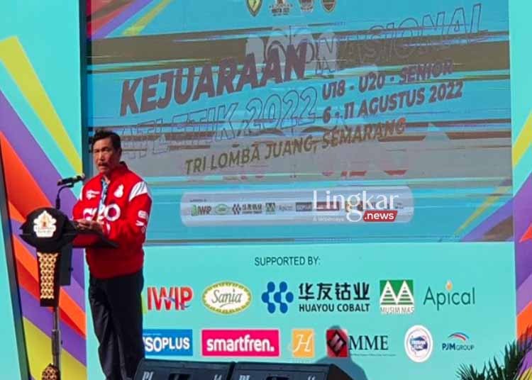 MENERANGKAN: Ketua Umum PB PASI, Luhut Binsar Pandjaitan saat membuka Kejurnas Atletik 2022 di Semarang pada beberapa waktu lalu. (Istimewa/Lingkar.news)