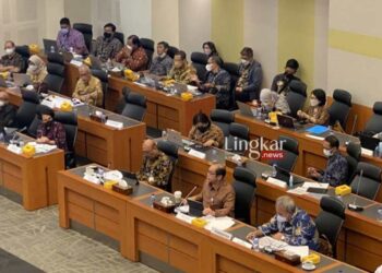 KONDUSIF: Direktur Jenderal Anggaran Kemenkeu Isa Rachmatawarta dalam Raker bersama Banggar DPR RI di Jakarta pada Selasa, 20 September 2022. (Istimewa/Lingkar.news)