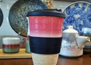 POTRET: Produk Lumosh Fine Ceramic yang diajdikan buah tangan rangkaian acara KTT G20. (Istimewa/Lingkar.news)