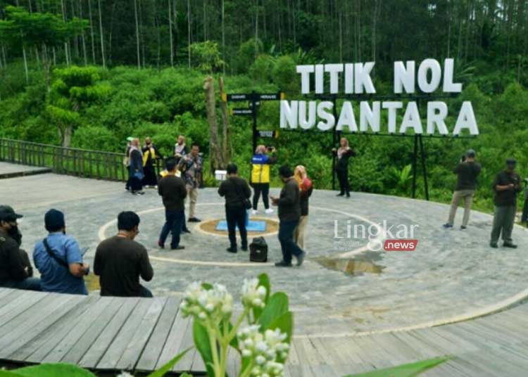 Teknik Marketing Tarik Investor, Pemerintah Pusat Beri HGB Hingga 160 Tahun 1 REKREASI: Sejumlah pengunjung yang difasilitasi Balai Wilayah Sungai Kalimantan IV Samarinda berada di Titik Nol Nusantara pada Kamis, 6 Oktober 2022. (Istimewa/Lingkarjateng.id)
