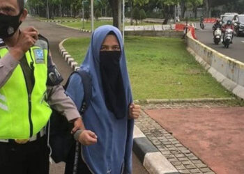 Nekat, Perempuan Bersenjata Api Coba Terobos Kawasan Istana Merdeka
