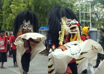 Memukau, 32 Grup Parade Barongan Beraksi di HUT ke-273 Blora