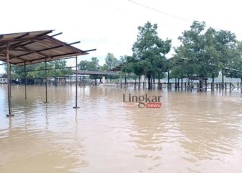 Banjir-Bandang-Terjang-Pati,-Jalan-Raya-Jakenan-Winong-Lumpuh-Total