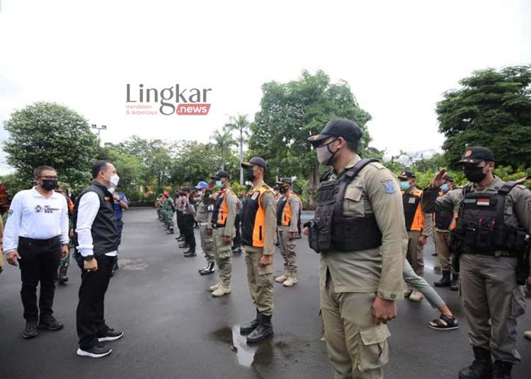 Larang-Konvoi-Malam-Tahun-Baru,-Walikota-Surabaya-Masih-Melewati-Pandemi