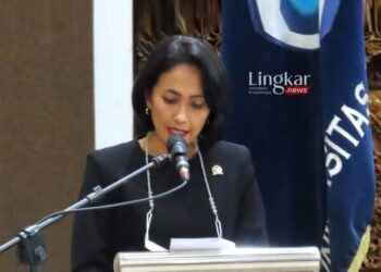 DPR-Minta-Kominfo-Blokir-Konten-Ngemis-Online-Mandi-Lumpur