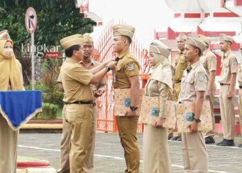 Sematkan-Pin-BerAKHLAK,-Sekda-Jepara-Harap-Pacu-ASN-Penuhi-Nilai-Moral-dan-Kompetensi