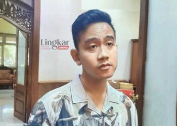 Tanggapi-Maju-Pilgub-2024,-Gibran-Sebut-Siap-dengan-Perintah-Partai