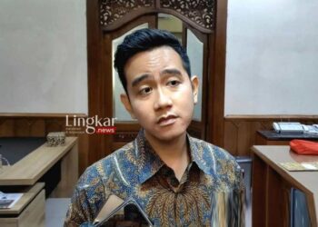 Enggan-Bocorkan-Obrolan-Usai-Bertemu-Anak-Prabowo,-Gibran-Tahun-Politik-Rahasia-Terus