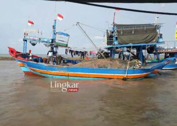 Nelayan-Kendal-Keluhkan-Sulit-Melaut-Akibat-Sungai-Dangkal