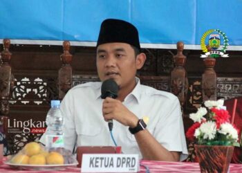 Ketua-DPRD-Jepara-Haizul-Ma'arif-Minta-Pemkab-Gerak-Cepat-Tangani-Jalan-Rusak