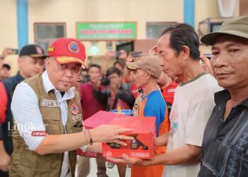 Peduli-Korban-Banjir,-Pemkab-Jepara-Salurkan-Bantuan-Logistik