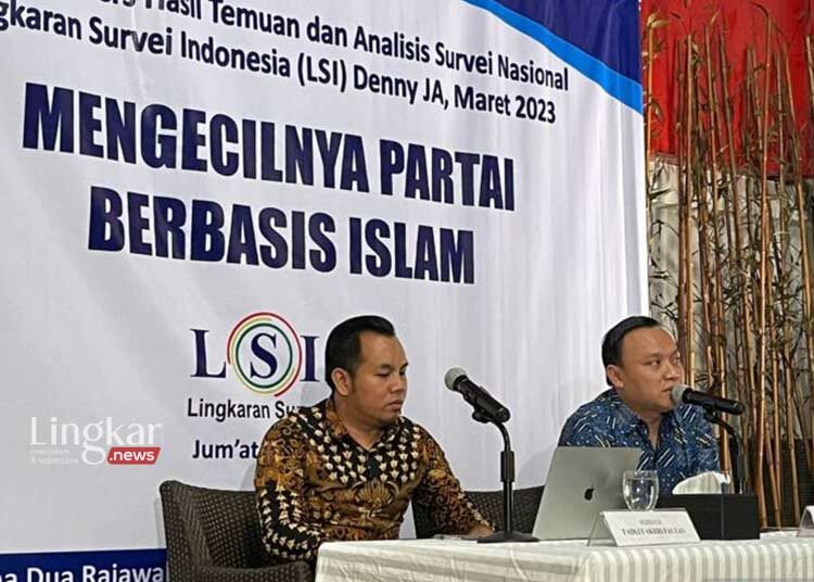 PEMAPARAN: Peneliti Lingkaran Survei Indonesia (LSI) Denny JA Ade Mulyana saat memaparkan hasil survei LSI Denny JA di Jakarta. (Istimewa/Lingkar.news)