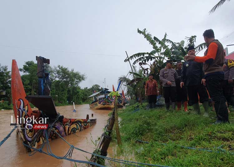 Tanggap Bencana, Ketua Pembina Satgas TRC Agus Sunarko Terjun Langsung Identifikasi Penanganan Banjir