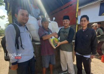 Terdampak Banjir, Petani Dukuhseti Disuntik Bantuan Bibit Padi Inpari 32