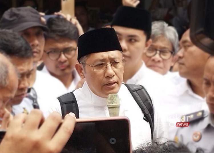 PIDATO: Mantan Ketua Umum Partai Demokrat, Anas Urbaningrum saat berpidato usai bebas dari Lapas Sukamiskin, Kota Bandung, Jawa Barat, pada Selasa, 11 April 2023. (Istimewa/Lingkar.news)