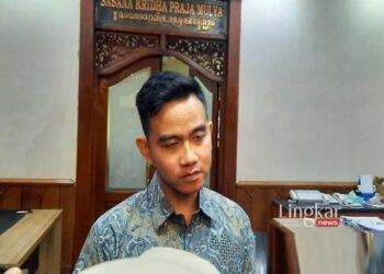 Gibran Ingatkan ASN Tetap Fokus Layani Masyarakat dan Tak Terpengaruh Dinamika Politik
