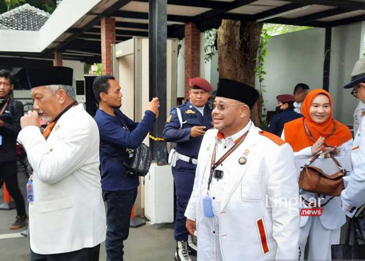 Diiringi Karnaval Budaya, PKS Daftarkan 580 Bacaleg DPR RI