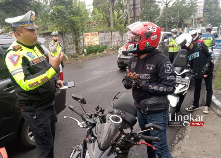 Tilang Manual Berlaku Lagi, Awas Ini Beda Tilang Resmi Dan Pungli