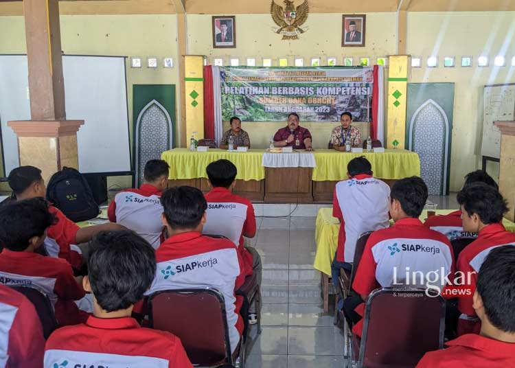 Dinnakerind Demak Harap Lulusan Pelatihan MTU Bisa Buka Usaha Bengkel