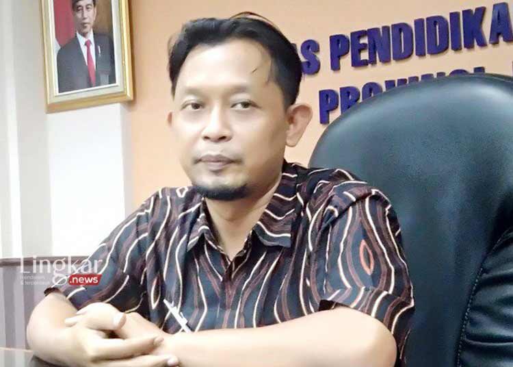 POTRET: Kepala Bidang Pembina SMA Disdikbud Jateng, Syamsudin Isnaini. (Rizky Syahrul Al-Fath/Lingkar.news)