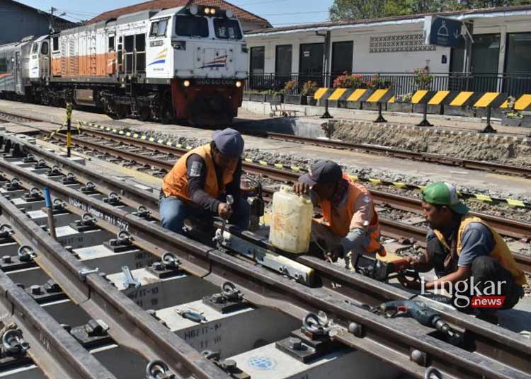 PPK Akui Dapat Aliran Dana Rutin hingga Rp 200 Juta dalam Kasus Suap Jalur Kereta Api