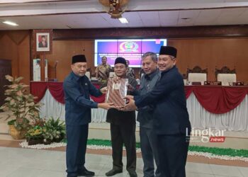 Pj Bupati Edy Paparkan Rancangan KUA PPAS 2024 kepada DPRD Jepara