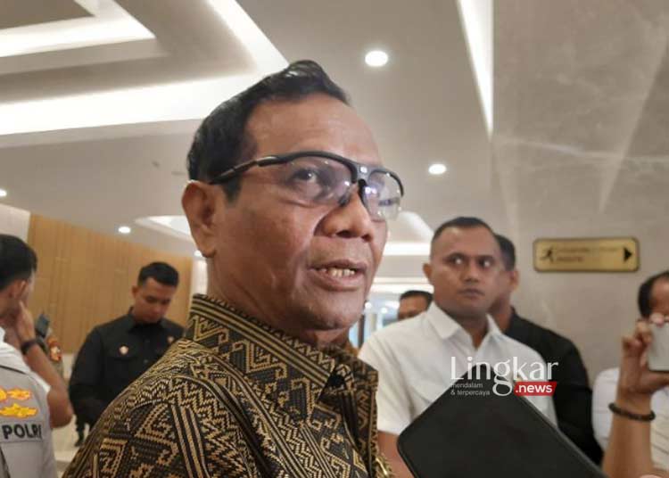 Menteri Koordinator Bidang Politik, Hukum, dan Keamanan Mahfud MD di Hotel Sultan, Jakarta, pada Senin, 21 Agustus 2023. (Antara/Lingkar.news)