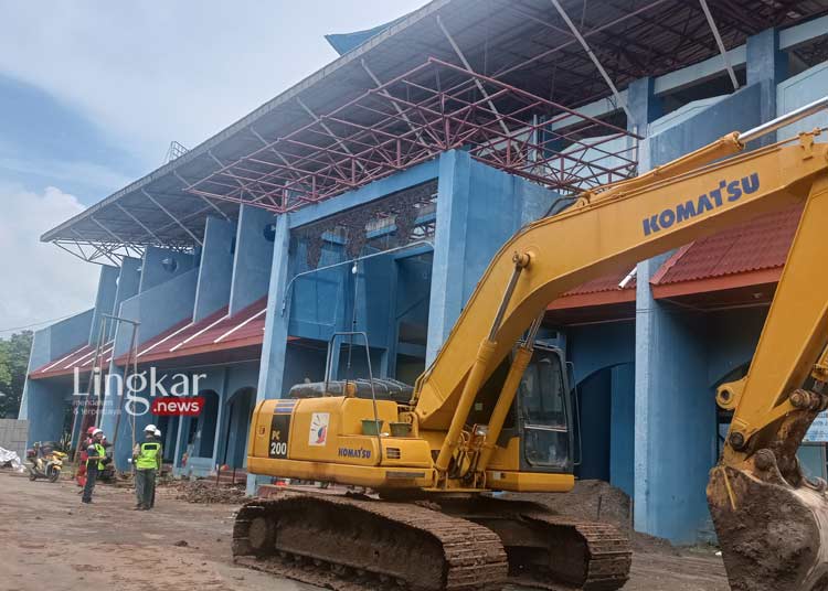 Pj Bupati Edy Supriyanta Harap Renovasi Stadion GBK Jepara Selesai dalam 10 Bulan