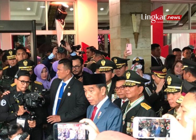 Presiden Joko Widodo saat ditemui di Mabes TNI, Cilangkap, Jakarta, Rabu, 28 Februari 2024. (Antara/Lingkar.news)