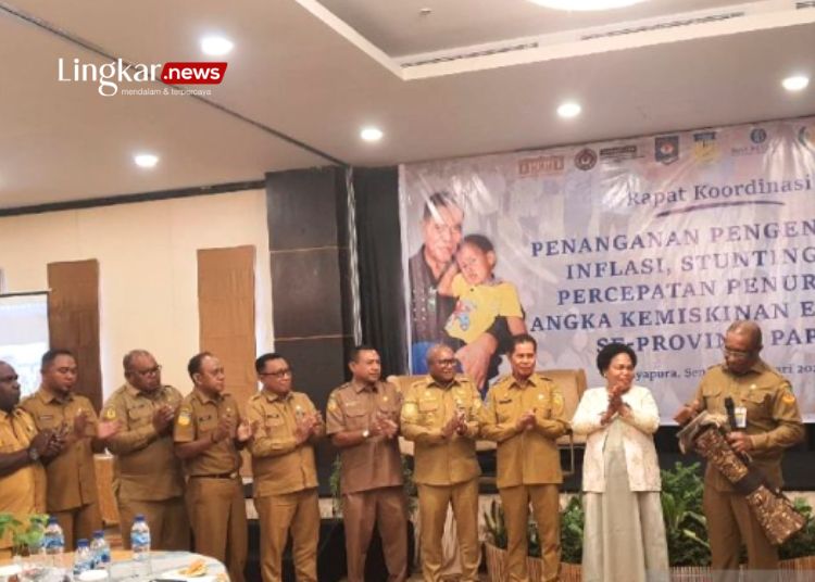 SIMBOLIS: Penutupan rapat koordinasi penanggan Inflasi, Stunging dan penurunan angka kemiskinan ekstrim di Kota Jayapura, Senin, 19 Februari 2024. (Antara/Lingkar.news)