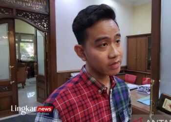 Fenomena Perang Sarung, Gibran : Kalau Konsepnya Bercanda Nggak Apa-Apa