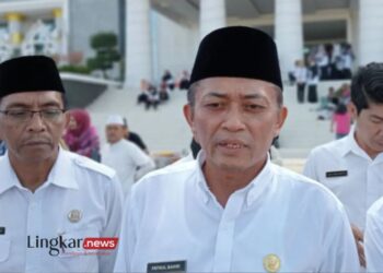 Bupati Kabupaten Lombok Tengah H Lalu Pathul Bahri (kanan). (Antara/Lingkar.news)