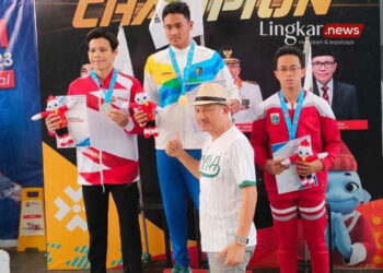 Para Atlet Berprestasi Bekasi Terima Bonus Puluhan Juta Rupiah
