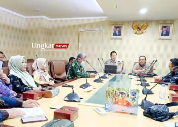 Dapat Tambahan Alokasi Pupuk Subsidi, Pemkab Sitobondo Tunggu SK Gubernur 2 DIALOG: Kunjungan kerja Dinas Pertanian dan Ketahanan Pangan Kabupaten Situbondo ke Kementerian Pertanian di Jakarta. (Antara/Lingkar.news)