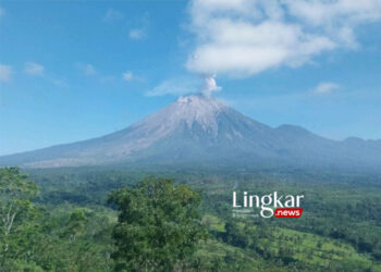 Dalam Sejam, Gunung Semeru Erupsi Dua Kali, Warga Diminta Waspada
