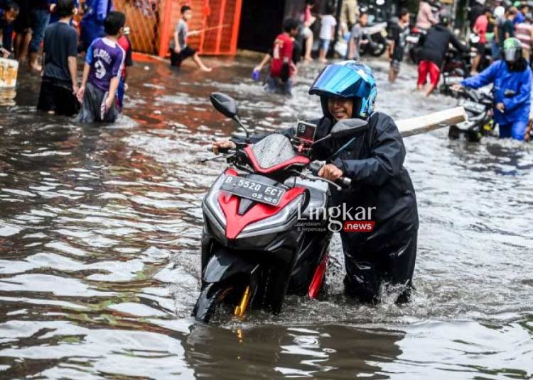 Calon Gubernur Jakarta Jangan Coba-coba Kampanye Atasi Banjir, Ini Kata Peneliti UI