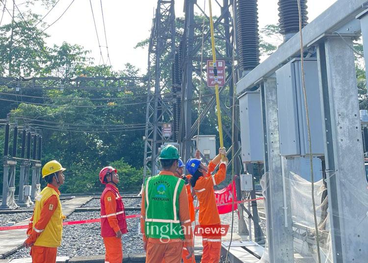 Jelang Idul Adha, PLN Lakukan Pemeliharaan Gardu Induk Semen Nusantara