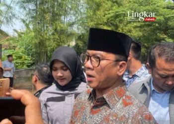 Dukung Istri Maju Pilkada Serang, Wakil Ketua MPR RI: Lawannya Nendang Kan!