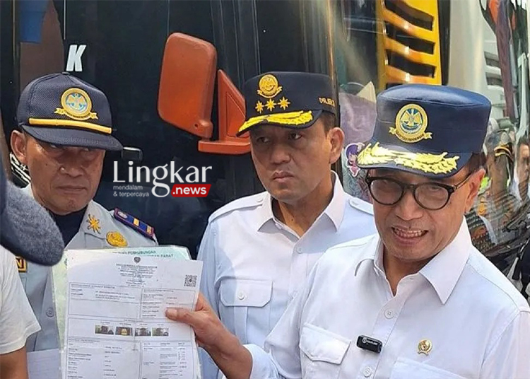 Terciduk Ada yang Tak Lengkapi Surat saat Menhub Sidak Bus Pariwisata di Jakarta