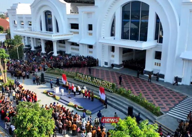 TANGKAPAN LAYAR: Tampak Pasar Jongke, Solo yang diresmikan usai rehabilitasi pada Jumat, 27 Juli 2024. (Youtube Sekretariat Presiden/Lingkar.news)