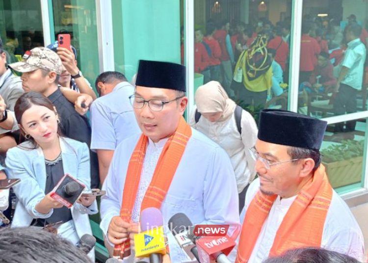Pasangan bakal Calon Gubernur dan Wakil Gubernur (Cagub-Cawagub) Jakarta Ridwan Kamil-Suswono di kawasan Kramat, Jakarta Pusat, Rabu, 28 Agustus 2024. (Antara/Lingkar.news)