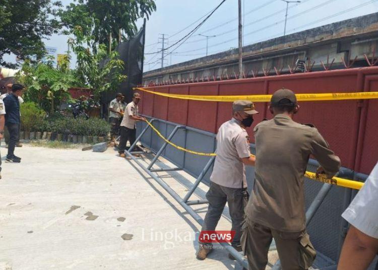 Langgar Perda hingga Bikin Polusi Udara, Pabrik Mortar di Jakarta Barat Disegel