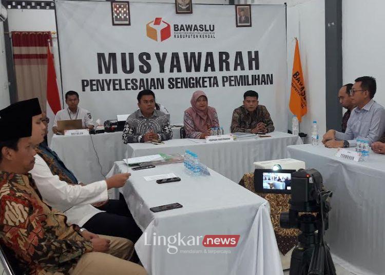 Musyawarah Gugatan Pendaftaran Pilbup Kendal Dico-Ali Belum Ada Titik Temu