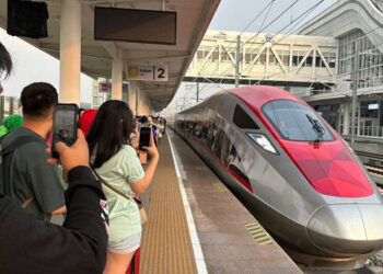 Sejak Beroperasi, Kereta Cepat Jakarta-Bandung Sudah Angkut 4,2 Juta Orang