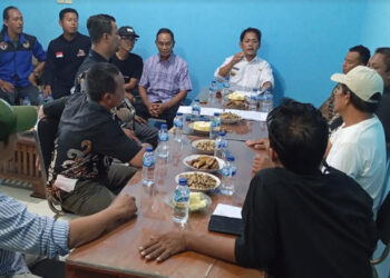 Dituding Salah Gunakan Wewenang hingga Praktik Klenik, Kades Wuled Pekalongan Dituntut Mundur