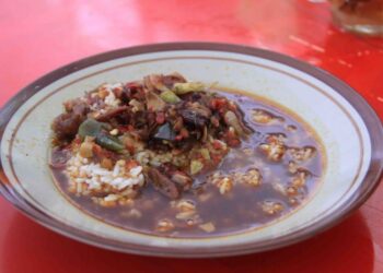 Mencicipi Asem-Asem Daging, Kuliner Khas Kota Wali Demak